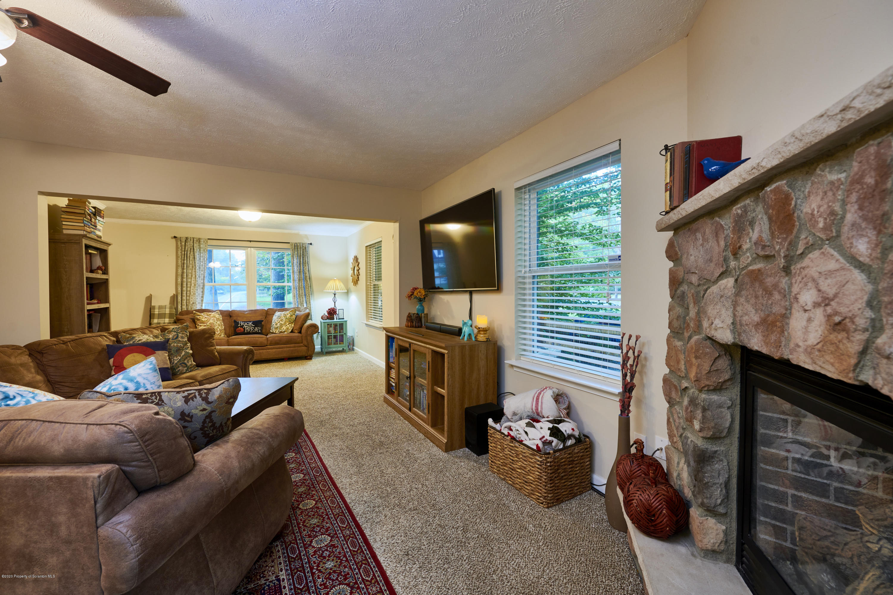 1683 Cotswald Road Tobyhanna, PA 18466 - Photo 16 of 37 Gallery Image 16
