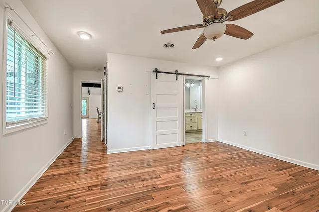 $445,000 | 28 Kingsbridge Street, Bristol, TN 37620