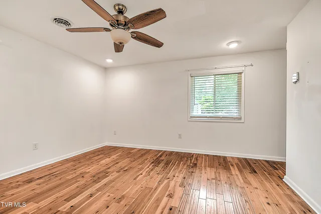 $445,000 | 28 Kingsbridge Street, Bristol, TN 37620