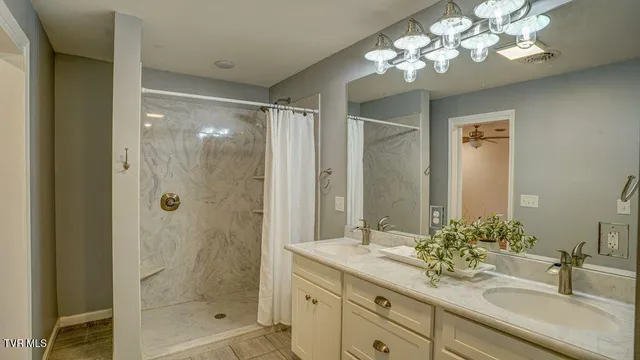 $445,000 | 28 Kingsbridge Street, Bristol, TN 37620