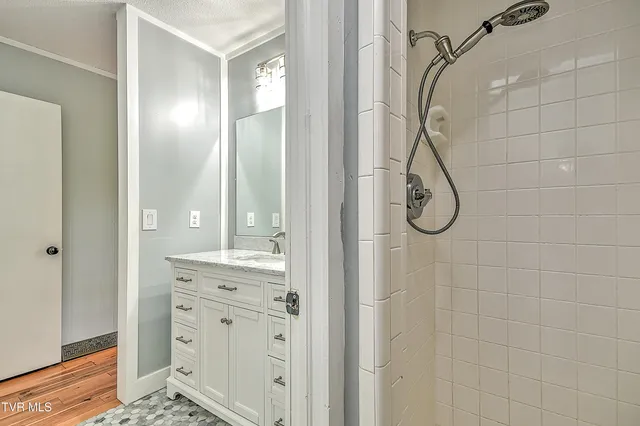 $445,000 | 28 Kingsbridge Street, Bristol, TN 37620