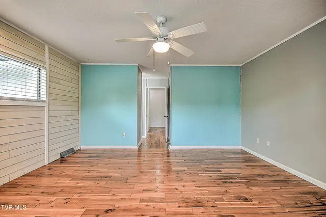 $445,000 | 28 Kingsbridge Street, Bristol, TN 37620