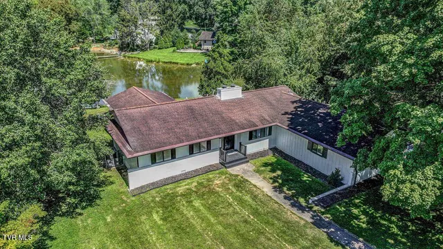 $445,000 | 28 Kingsbridge Street, Bristol, TN 37620