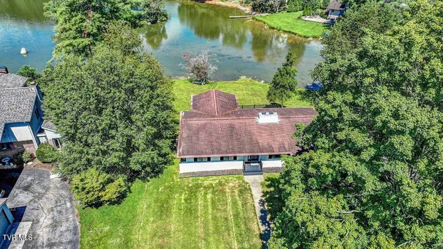 $445,000 | 28 Kingsbridge Street, Bristol, TN 37620