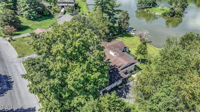 $445,000 | 28 Kingsbridge Street, Bristol, TN 37620