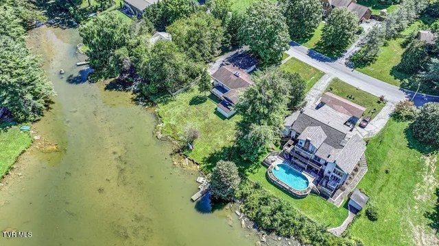 $445,000 | 28 Kingsbridge Street, Bristol, TN 37620