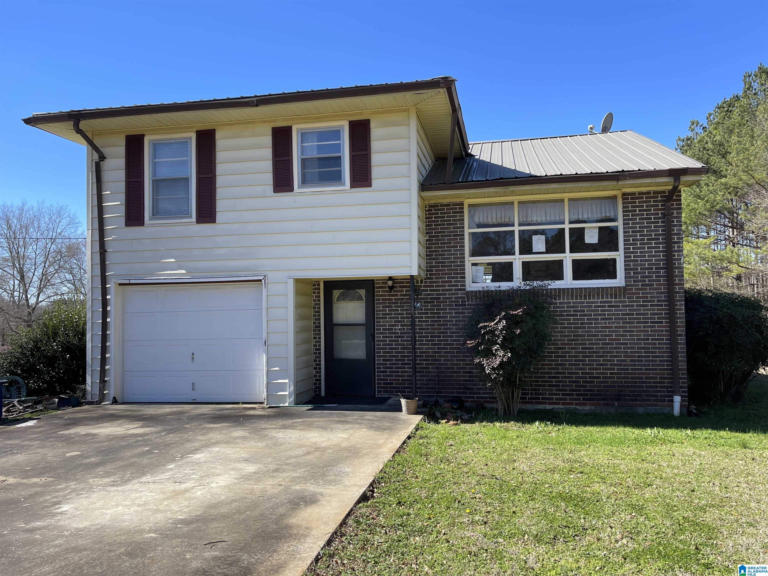 2928 Berney Station Road Talladega, AL 35160 - Photo 1 of 34