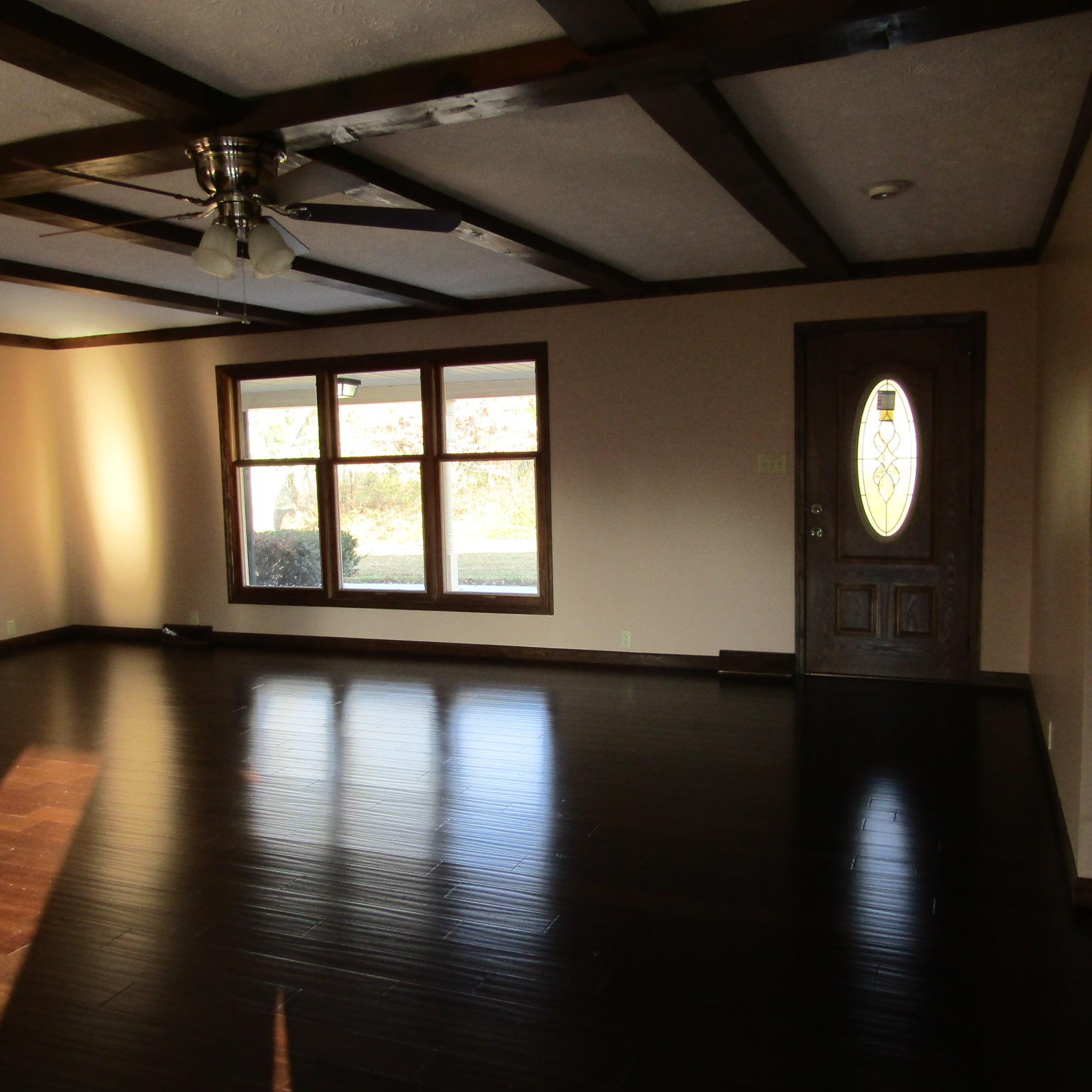 315 Shetland Road La Follette, TN 37766 - Photo 17 of 35 living room