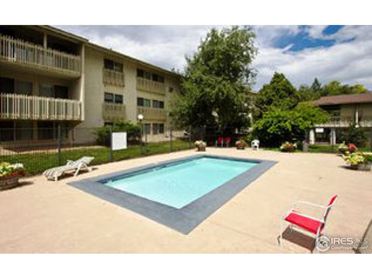 2707 Valmont Road, Unit 108 Boulder, CO 80304 - Photo 12 of 24 Pool