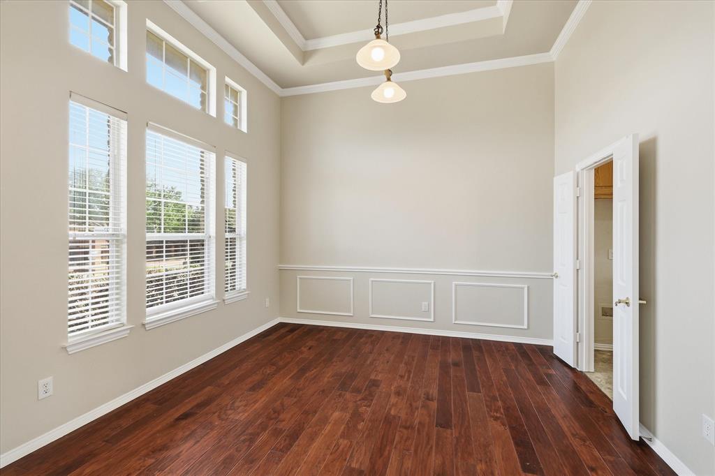 944 Hedgcoxe Road Plano, TX 75025 - Photo 3 of 40 Elegant formal dining room