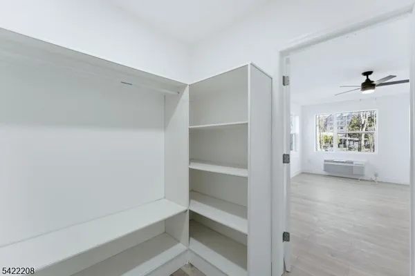 $3,100 | 95 Shepherd Lane, Unit B201, Totowa, NJ 07512