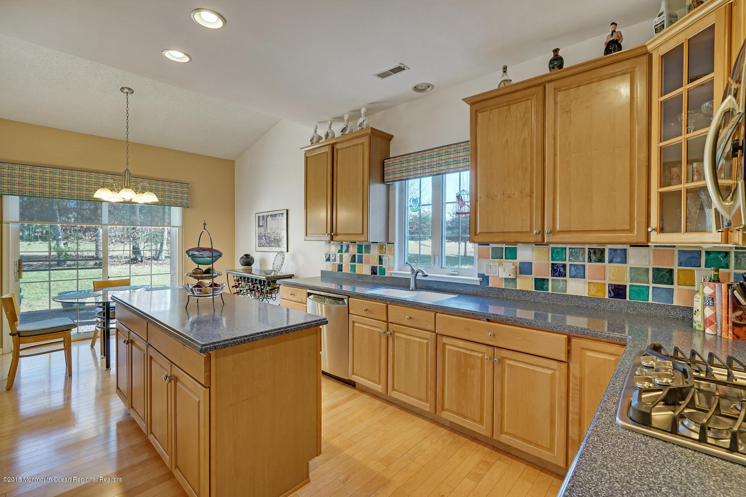 53 Merion Lane Jackson, NJ 08527 - Photo 21 of 37 53 Merion Ln Jackson NJ 08527-large-021-