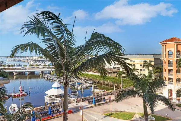 $10,000 | 451 Bayfront Place, Unit 5505, Naples, FL 34102