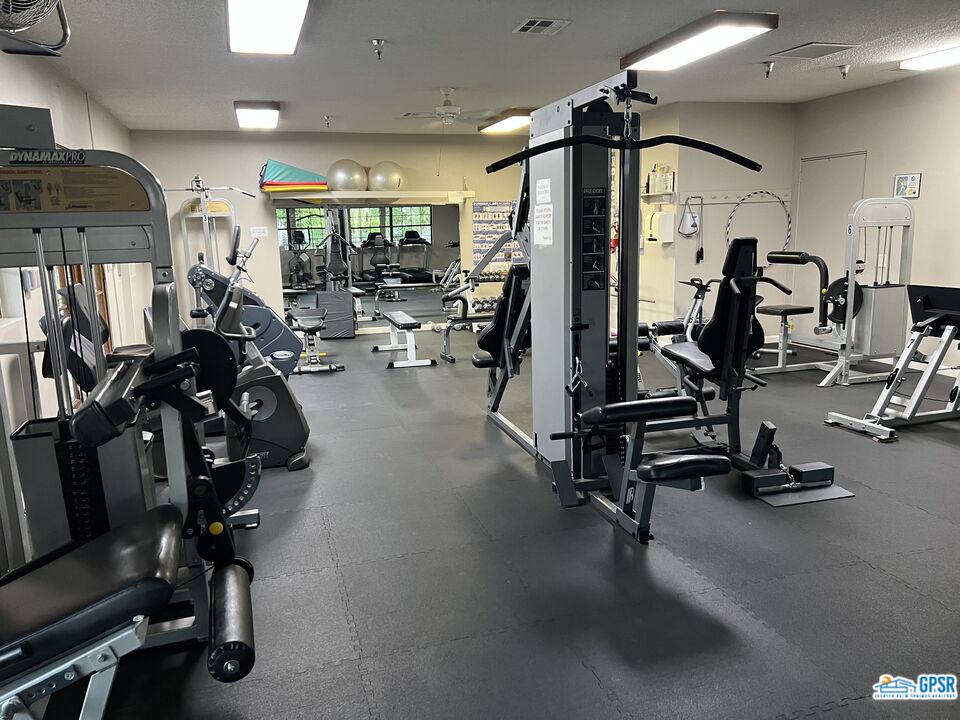 69801 Ramon Road, Unit 28 Cathedral City, CA 92234 - Photo 20 of 20 a view of a room with gym equipment
