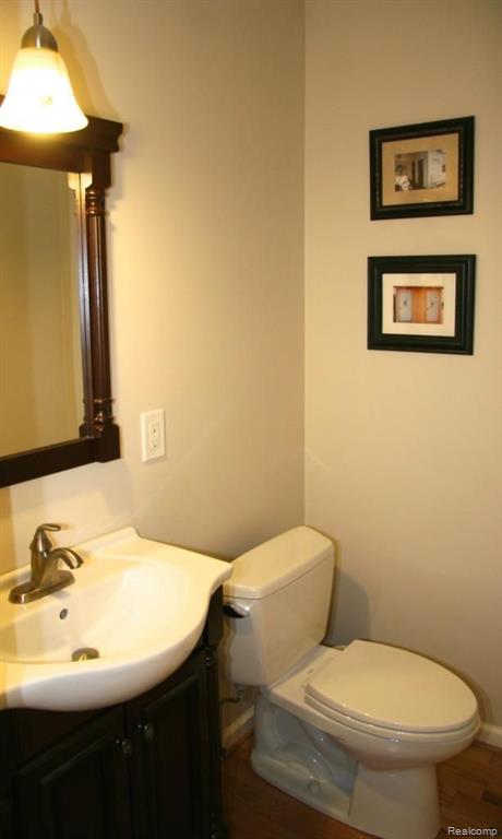 2734 Hillendale Drive Rochester Hills, MI 48309 - Photo 12 of 24