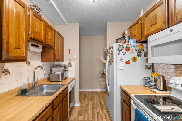 $195,000 | 85 Balance Rock Road, Unit 4, Seymour, CT 06483