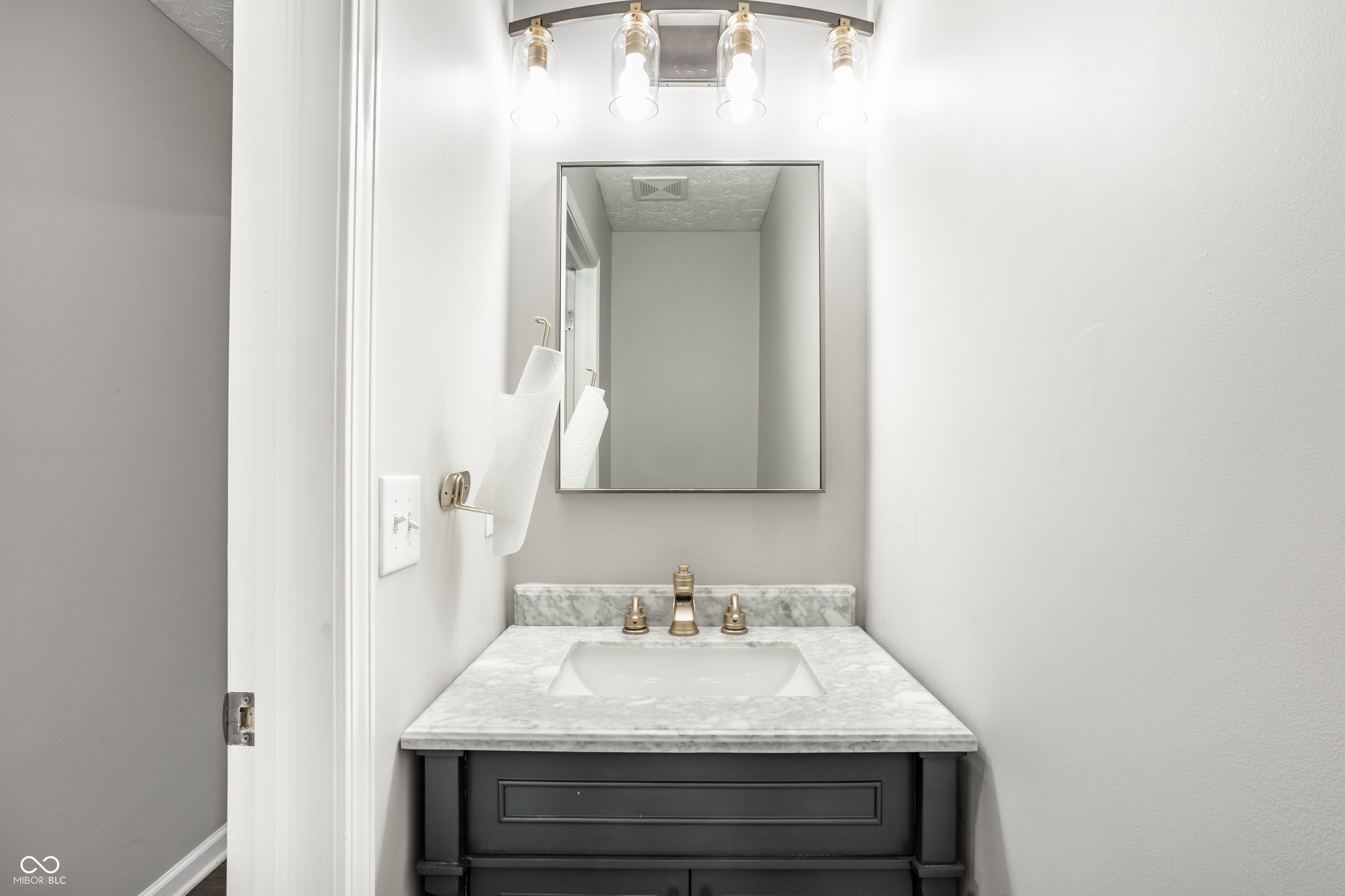 3946 Lincoln Road Indianapolis, IN 46228 - Photo 13 of 40