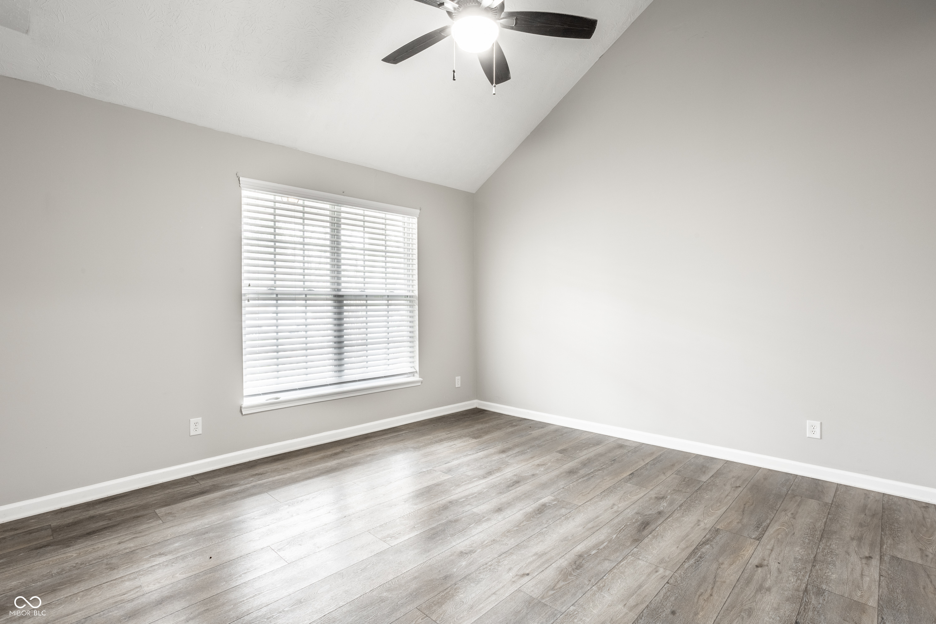 3946 Lincoln Road Indianapolis, IN 46228 - Photo 14 of 40