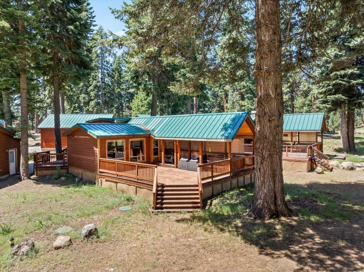 7979 Hyatt Prairie Road, Unit 32 Ashland, OR 97520 - Photo 27 of 38 27_Cabin_32