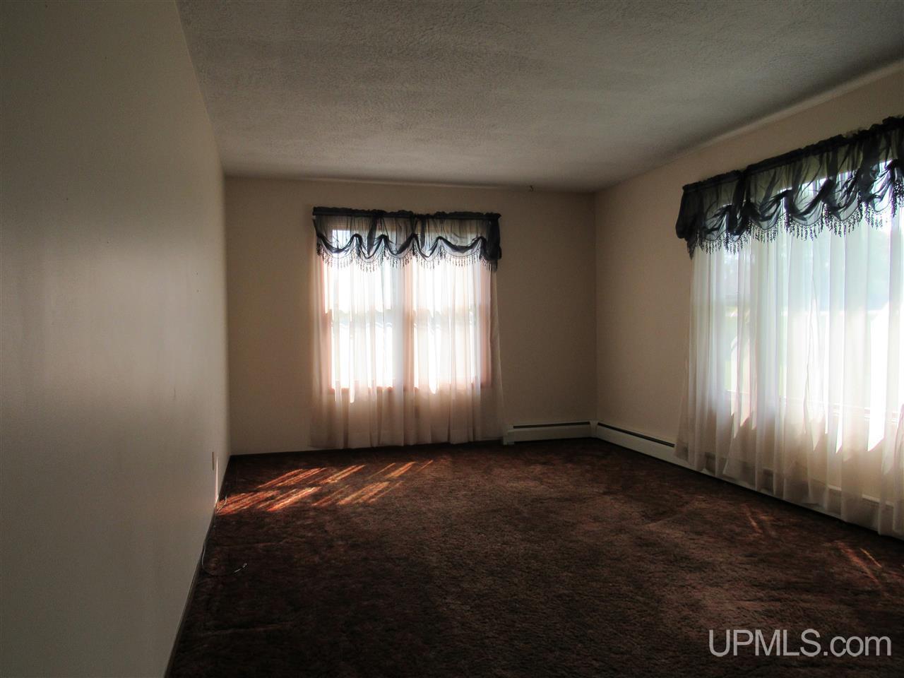 17357 Aura Road Lanse, MI 49946 - Photo 13 of 44 Gallery Image 13