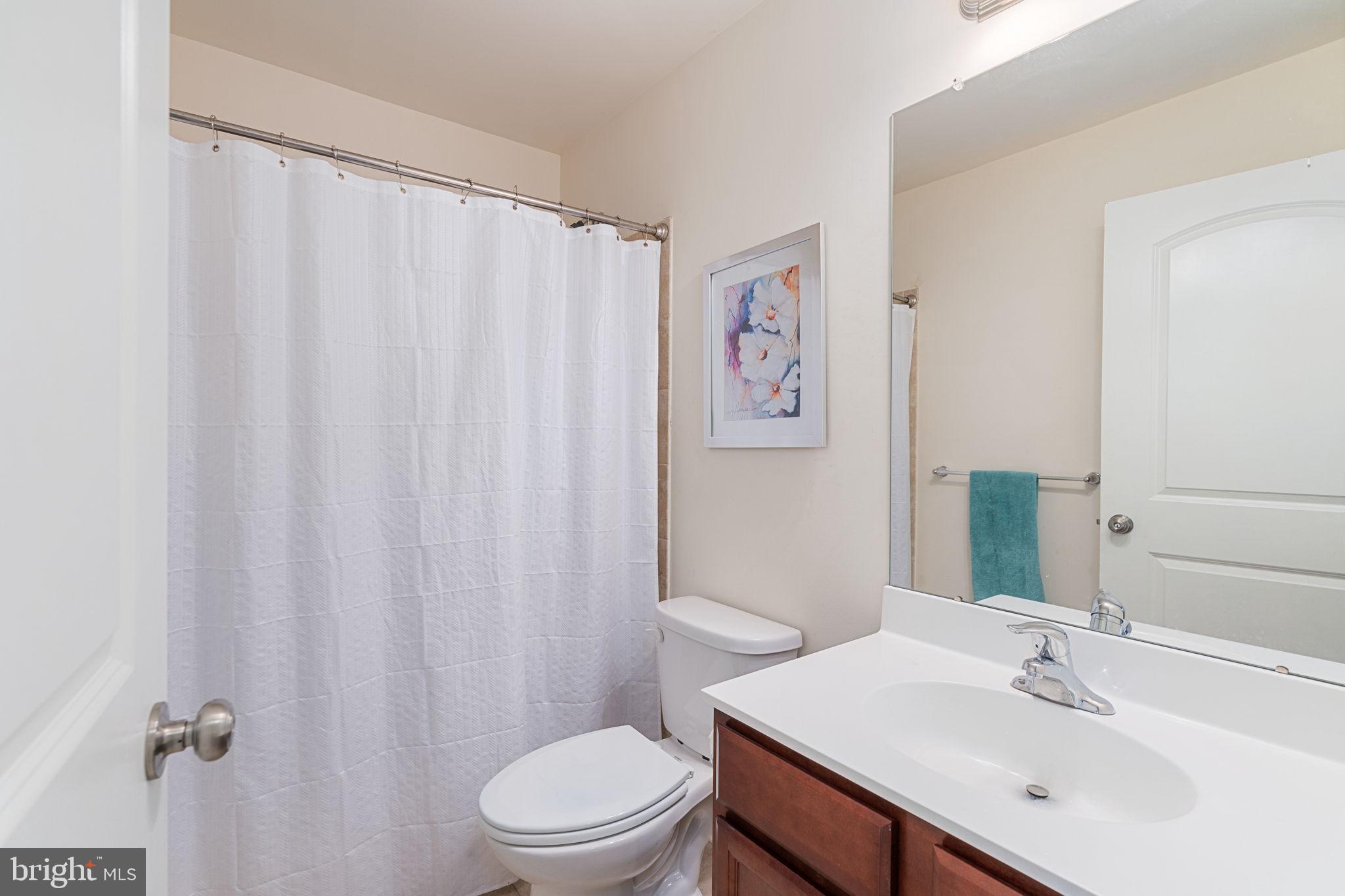 3889 Cephas Child Road, Unit 9 Doylestown, PA 18902 - Photo 29 of 32 Hall bath 2nd floor