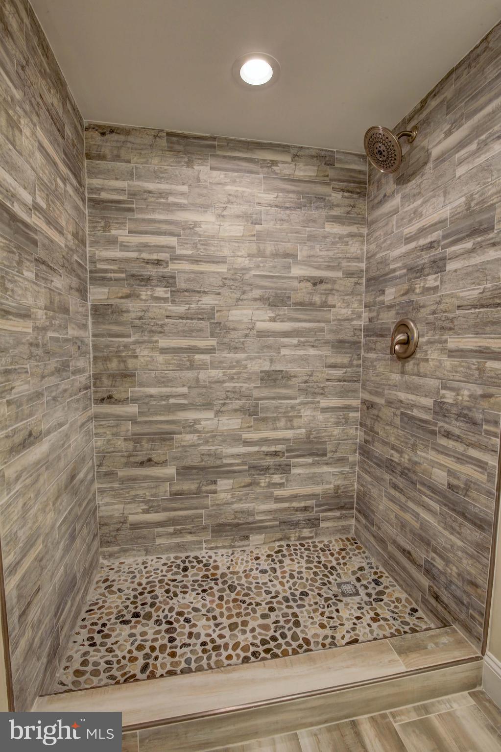5825 Hallowing Point Road Prince Frederick, MD 20678 - Photo 4 of 51