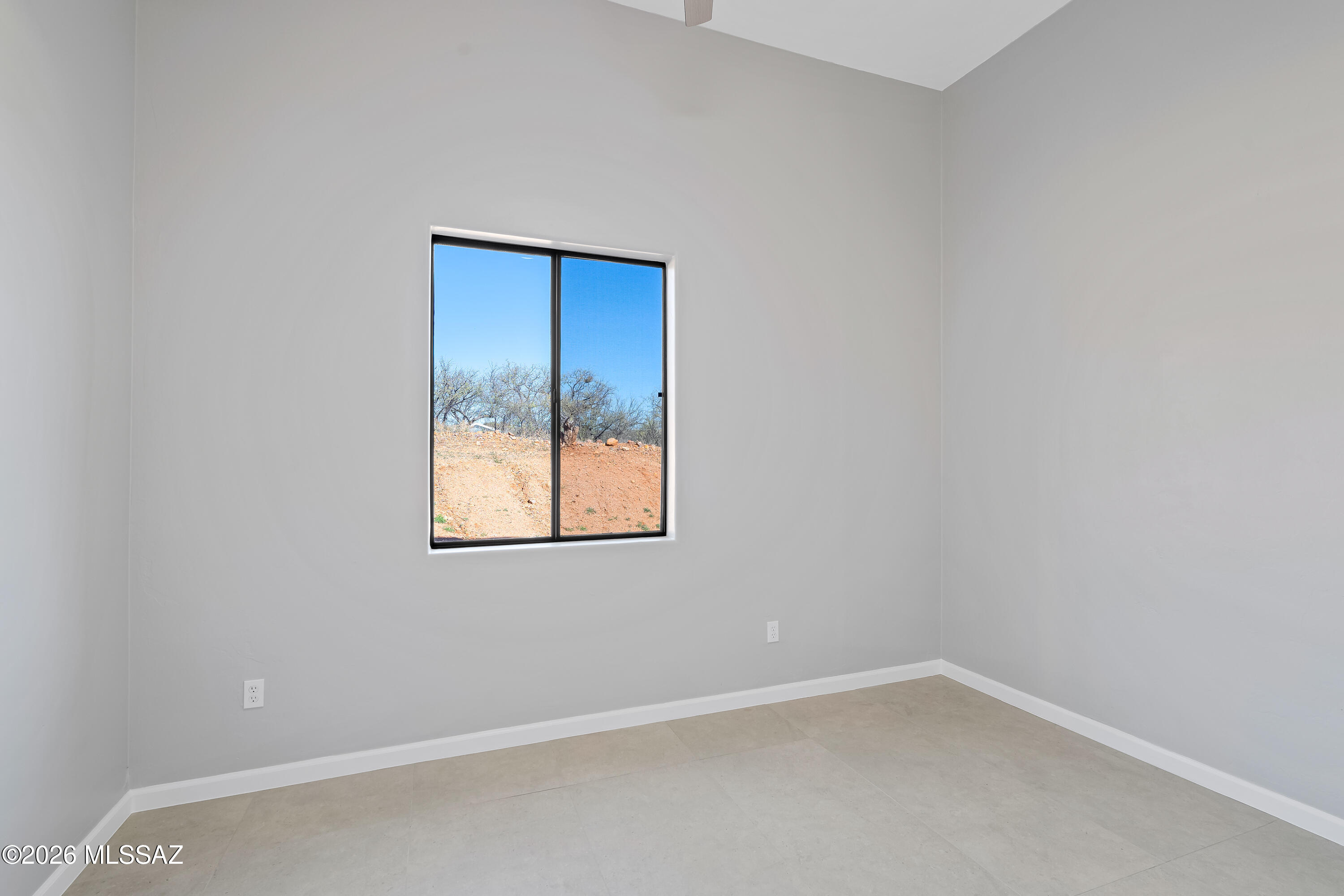 1221 Circulo Yerba Buena Rio Rico, AZ 85648 - Photo 19 of 42 2 Interiors-25