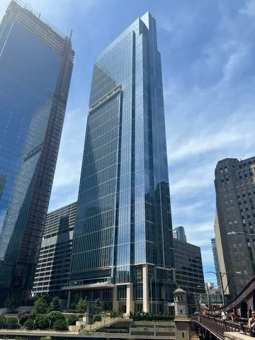 $3,128 | 313 West Wolf Point Plaza, Unit 1910, Chicago, IL 60654