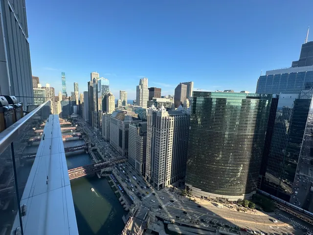 $3,128 | 313 West Wolf Point Plaza, Unit 1910, Chicago, IL 60654