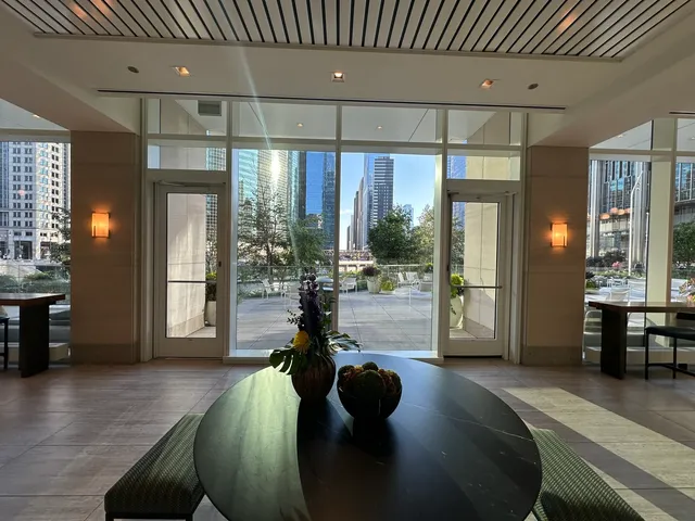 $3,128 | 313 West Wolf Point Plaza, Unit 1910, Chicago, IL 60654