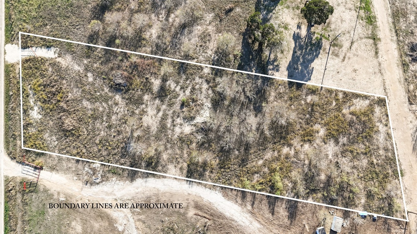 115 Spanish Oak Road Dale, TX 78616 - Photo 7 of 8