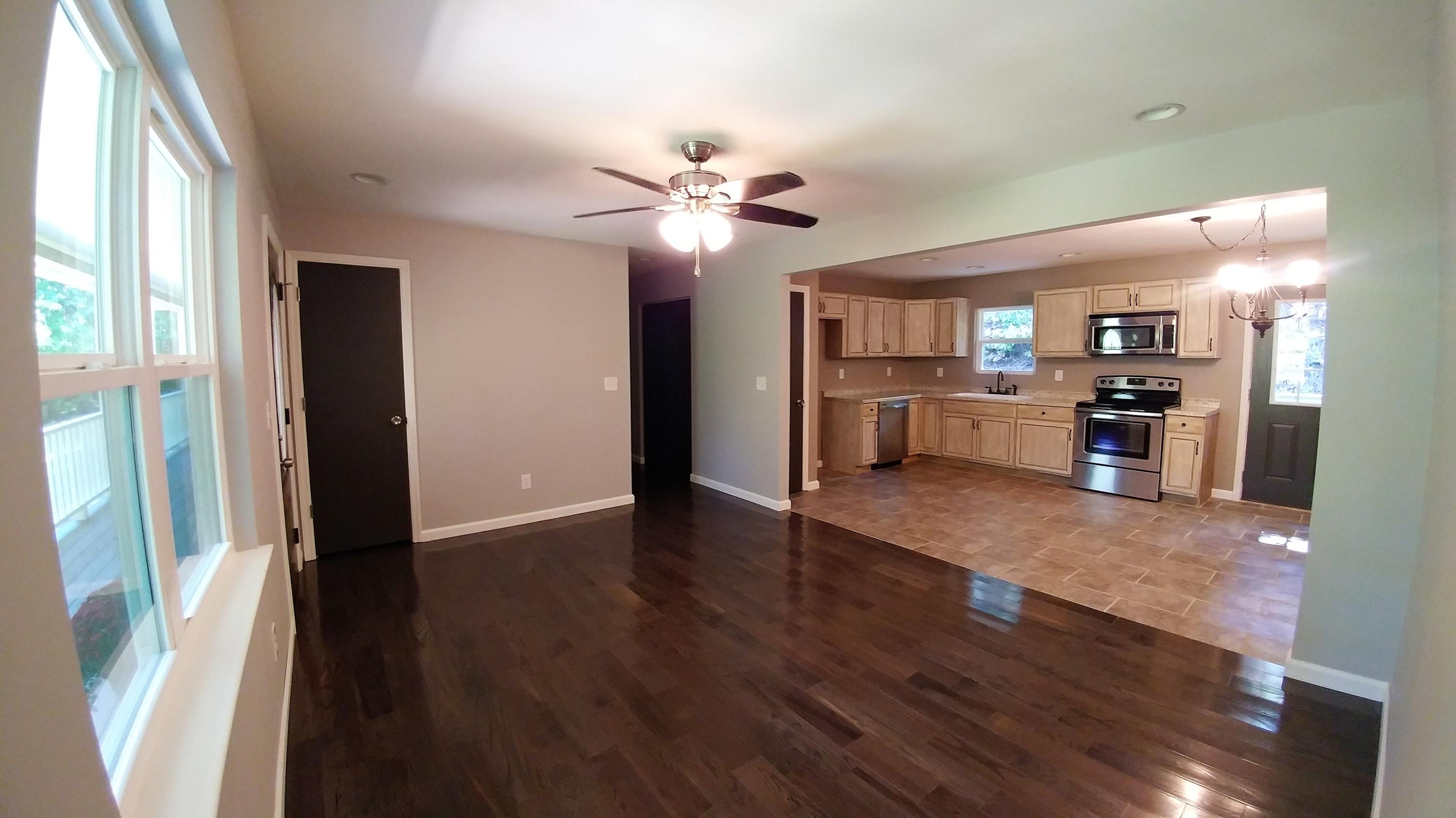 7010 Garfield Road Harrison, TN 37341 - Photo 9 of 34 Living Room