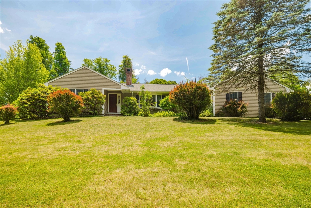 275 Summer Street Rehoboth, MA 02769 - Photo 3 of 39