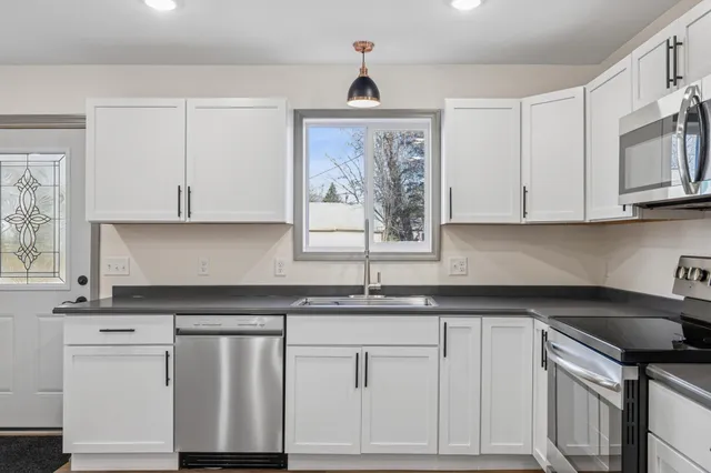 $259,900 | 1308 Chicago Avenue Southeast, Brainerd, MN 56401