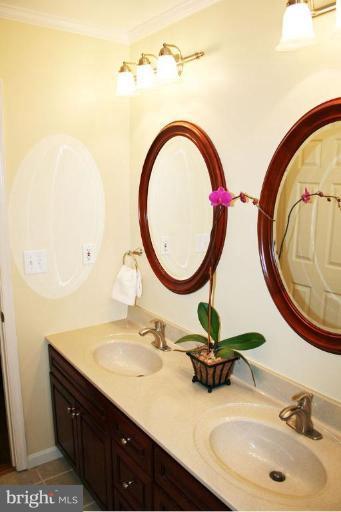 9640 Dundawan Road Nottingham, MD 21236 - Photo 7 of 8 Master Bath