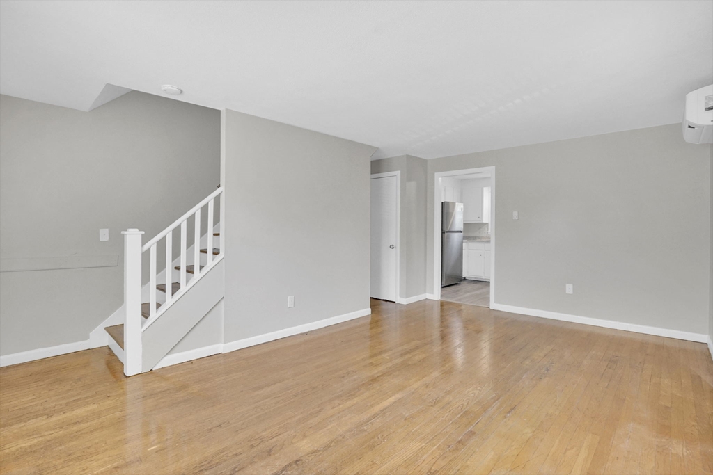 57-59 East Bay Path Terrace Springfield, MA 01109 - Photo 10 of 34