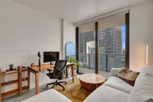 $7,250 | 45 Southwest 9th Street, Unit 1803, Miami, FL 33130