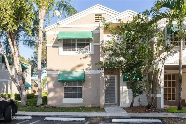 $3,000 | 5200 Lake Loop Road, Cooper City, FL 33330