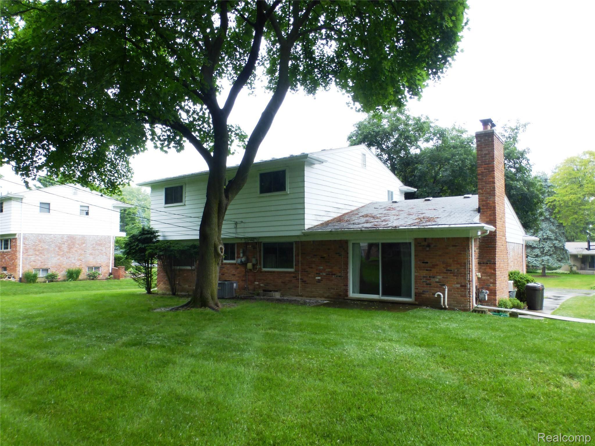 736 Wilwood Road Rochester, MI 48309 - Photo 4 of 47 4.1