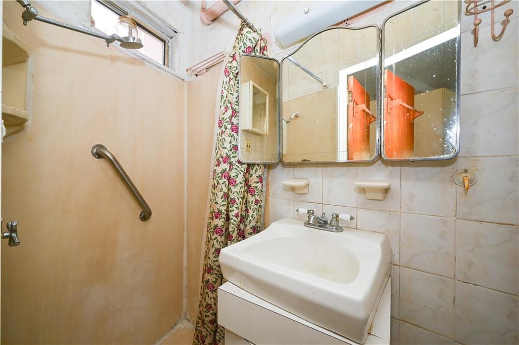 1163 Sheepshead Bay Road Brooklyn, NY 11235 - Photo 22 of 27