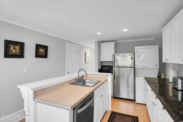 $2,000 | 512 Main Avenue, Unit 4, Point Pleasant Beach, NJ 08742