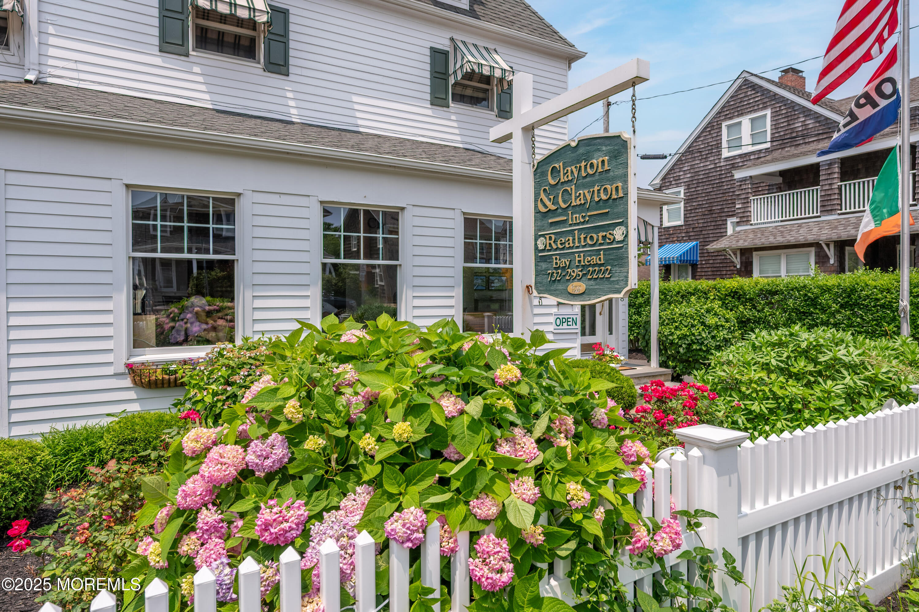 512 Main Avenue, Unit 4 Point Pleasant Beach, NJ 08742 - Photo 37 of 38 a flower plants in front of a house