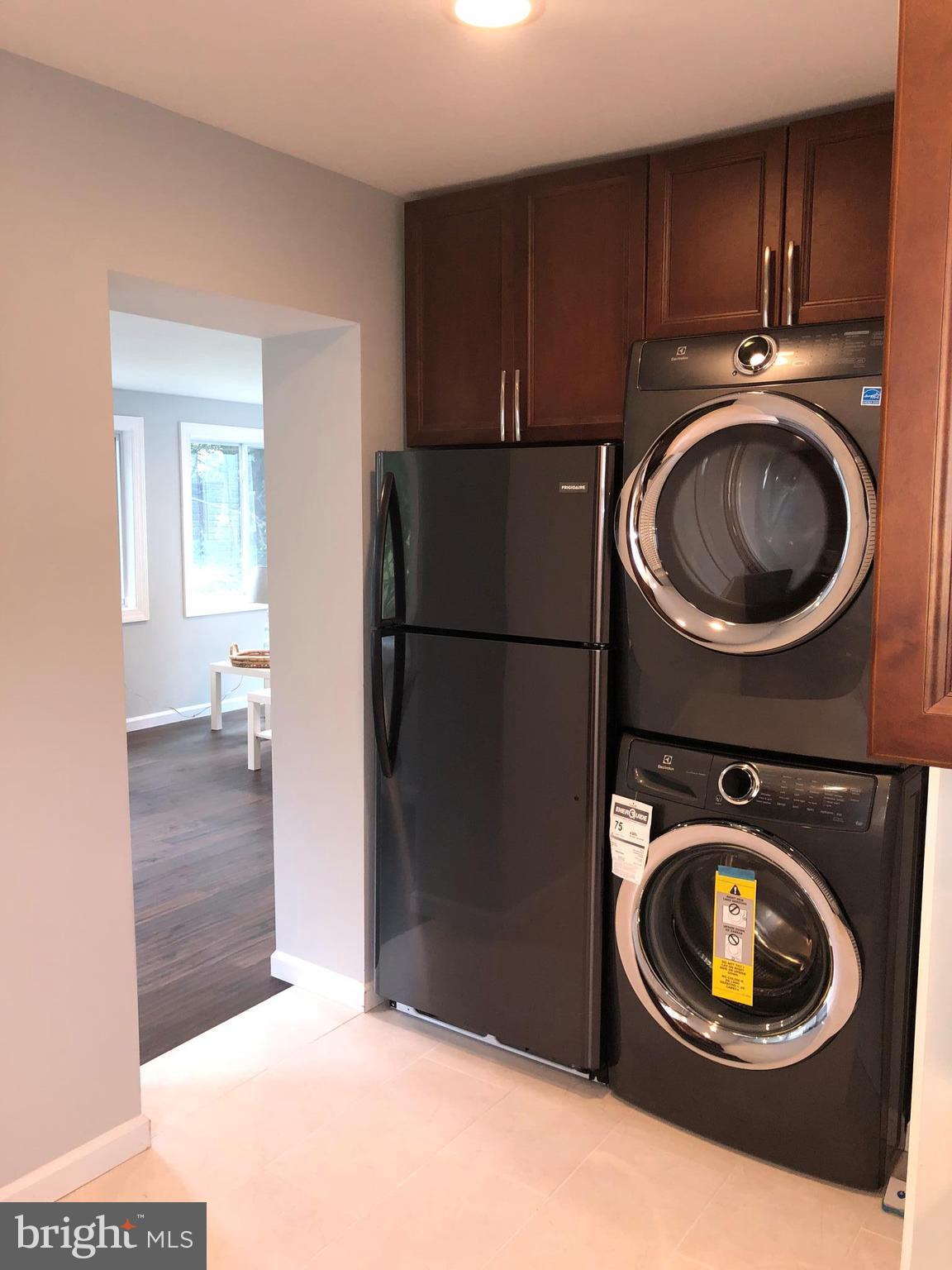 10717 St Margarets Way Silver Spring, MD 20902 - Photo 12 of 20 Kitchen 4 of 4