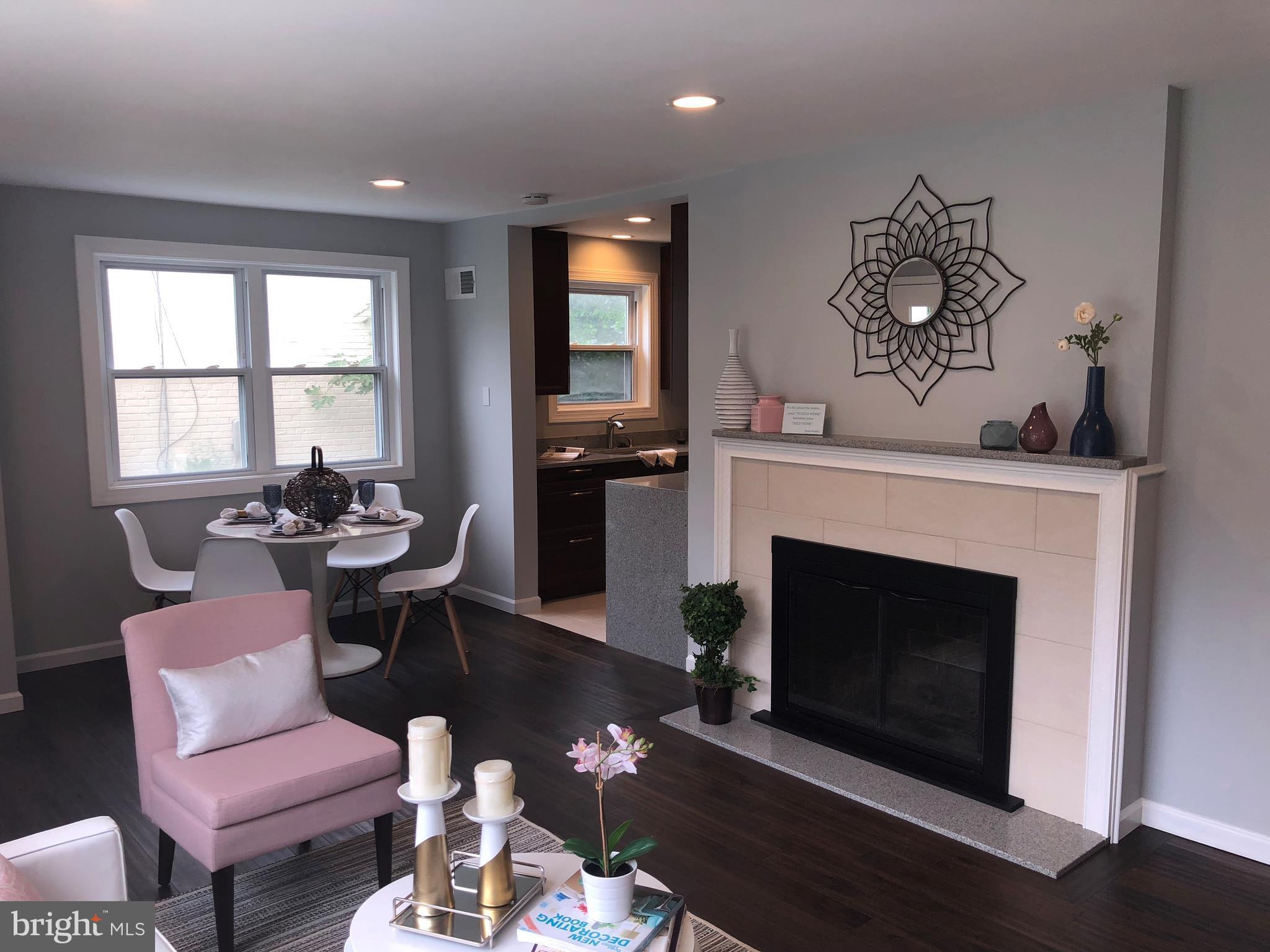 Living Room 1 of 3
