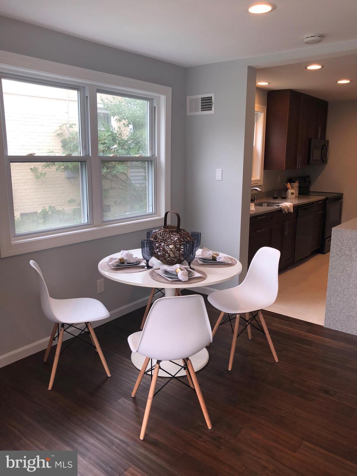 10717 St Margarets Way Silver Spring, MD 20902 - Photo 8 of 20 Dining Room