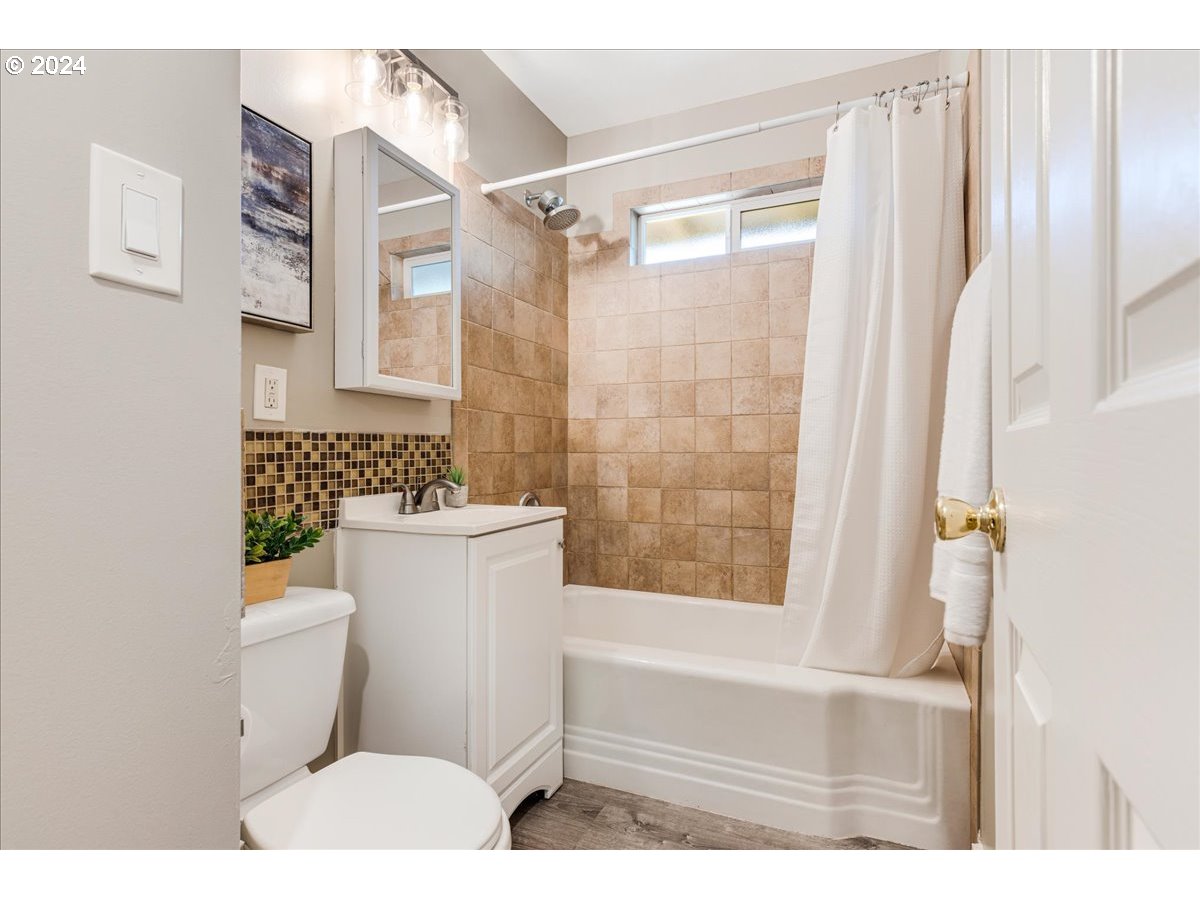 10930 Southwest Polsky Road Beaverton, OR 97005 - Photo 19 of 28