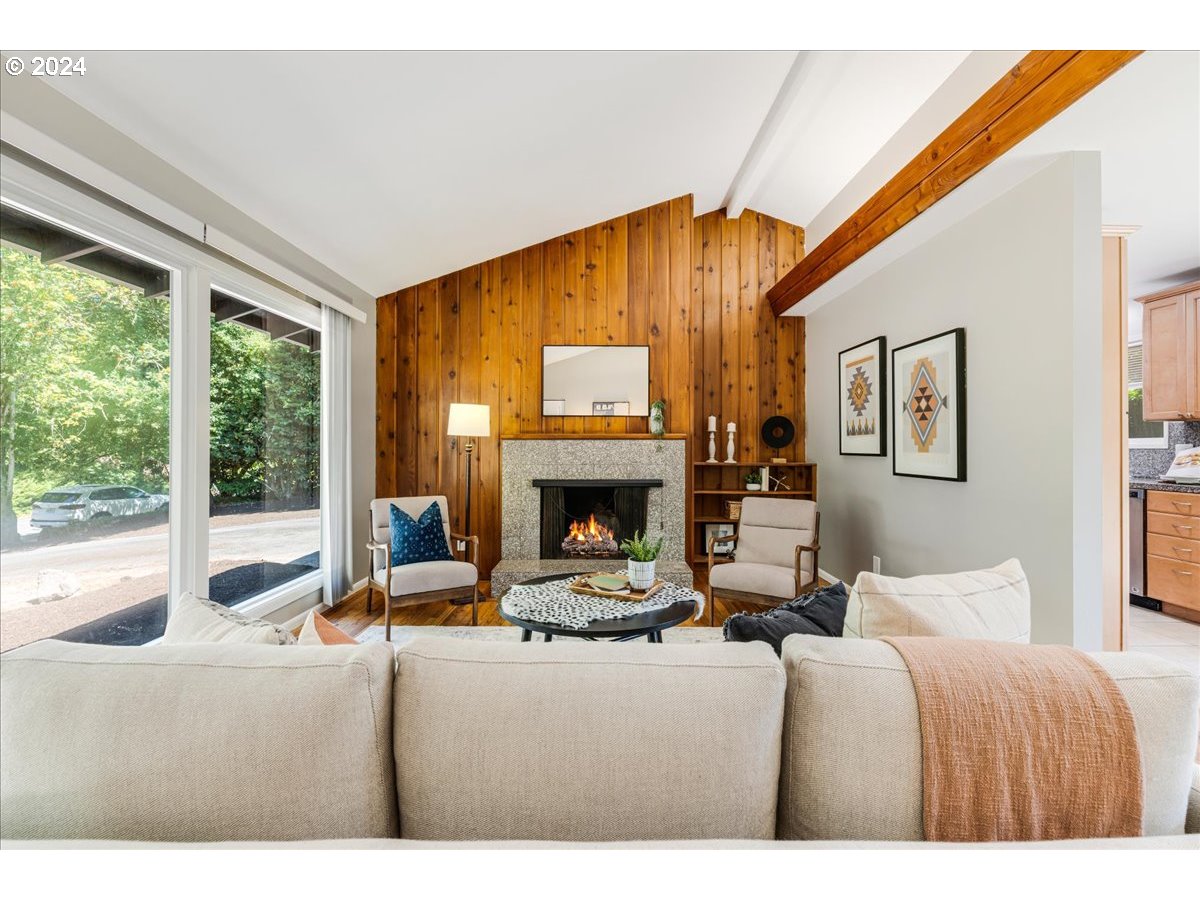 10930 Southwest Polsky Road Beaverton, OR 97005 - Photo 10 of 28