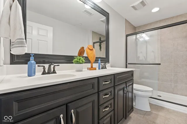 $369,000 | 20971 Shoreline Court, Unit 312, Noblesville, IN 46062