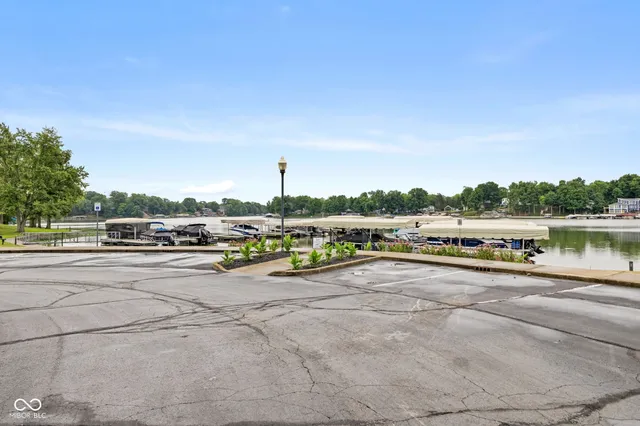 $369,000 | 20971 Shoreline Court, Unit 312, Noblesville, IN 46062