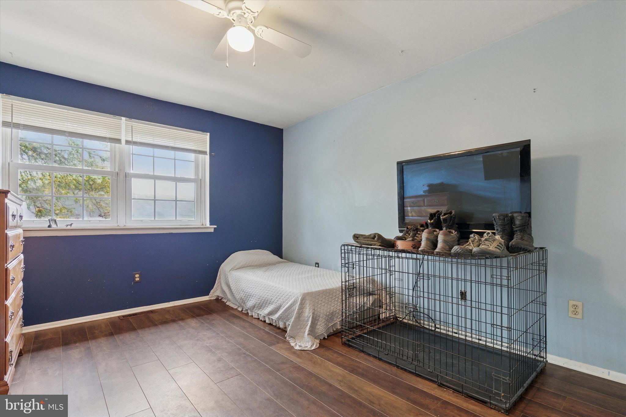 96 Providence Forge Road Royersford, PA 19468 - Photo 19 of 22 a bedroom with a bed and a window